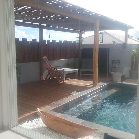 סן-פייר Maison Tonga Piscine Jaccuzi מראה חיצוני תמונה