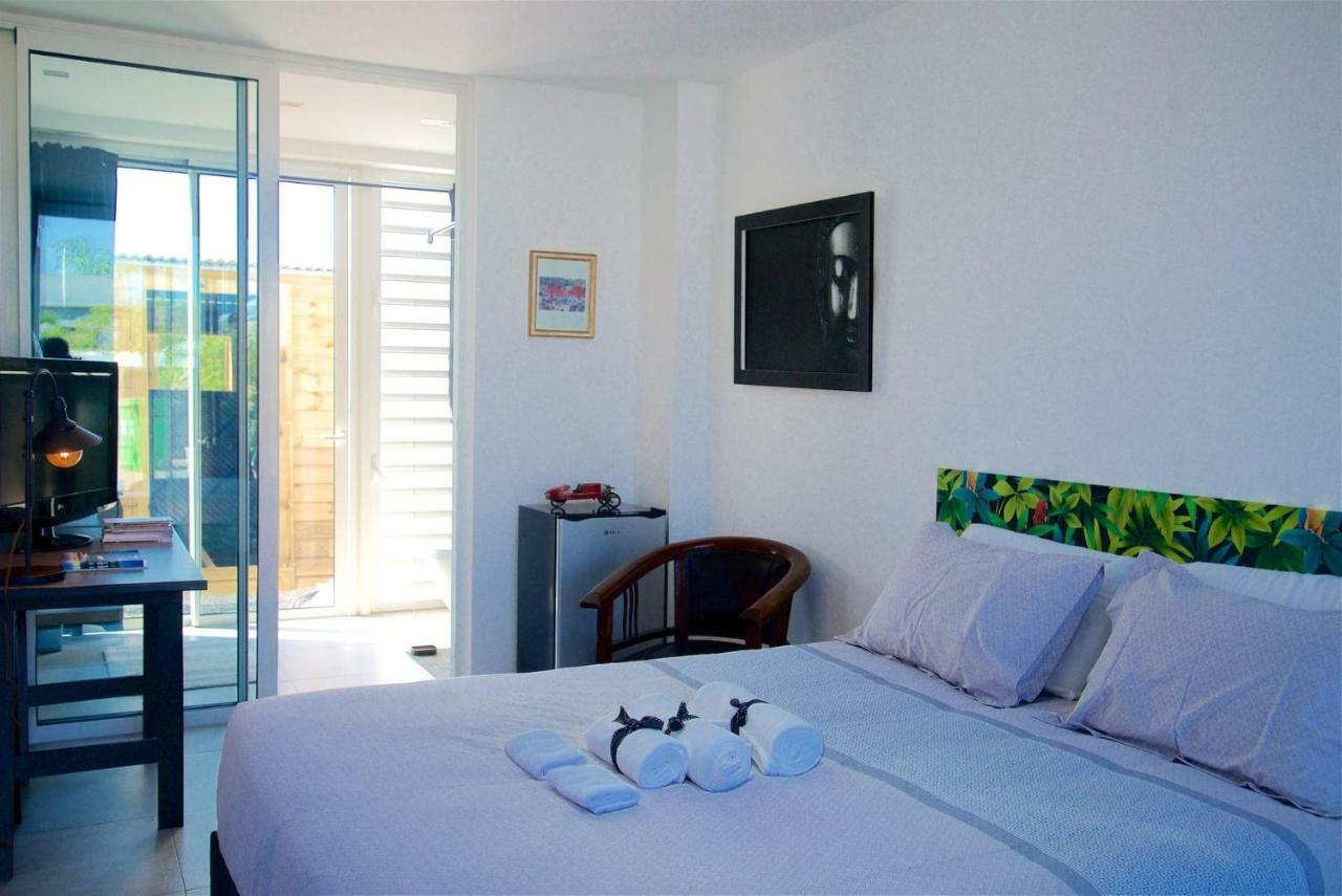 סן-פייר Maison Tonga Piscine Jaccuzi מראה חיצוני תמונה